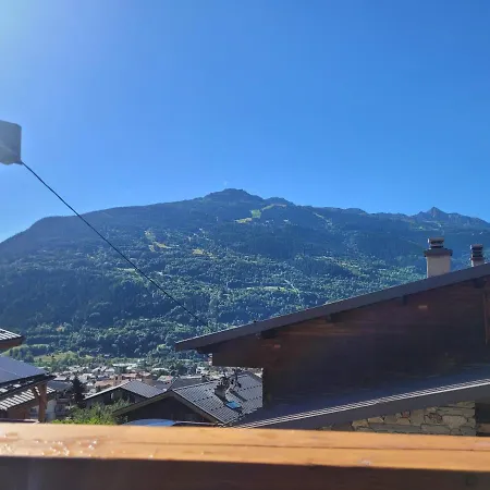 Giteduruisseau73, Maison Entiere Exposee Sud, En Lisiere De Foret 80m2 , 2 2 Salles De Bain Avec Terrasse Et Garage Holiday home *