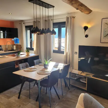 Giteduruisseau73, Maison Entiere Exposee Sud, En Lisiere De Foret 80m2 , 2 2 Salles De Bain Avec Terrasse Et Garage Bourg-Saint-Maurice